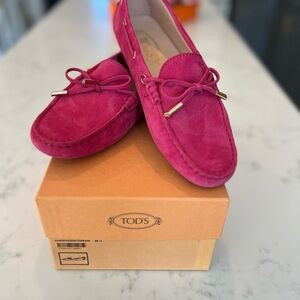Tod’s Women’s Gommino Driving Shoe, Pink Suede.